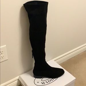 Steve Madden, Suede Boots, Size 8, Never been worn